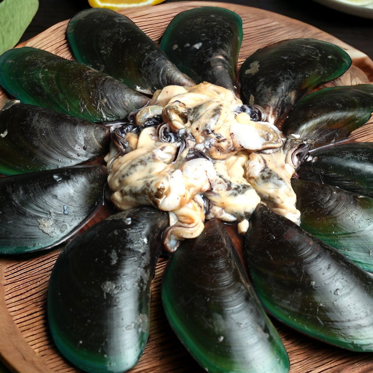 Fresh Cleaned Mussels Meat